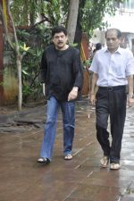 at Pran_s funeral in Mumbai on 12th July 2013 (34).JPG
